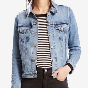 Levi’s denim trucker jacket